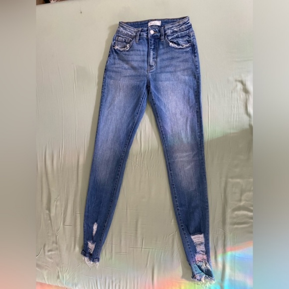 KanCan Kurvy Skinny Jeans